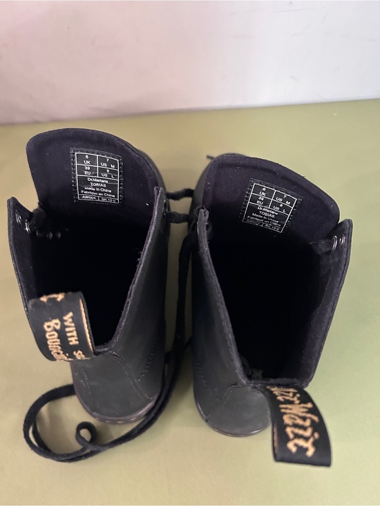 Dr. Martens Tobias Leather 8-Hole Lace-Up Combat Boots